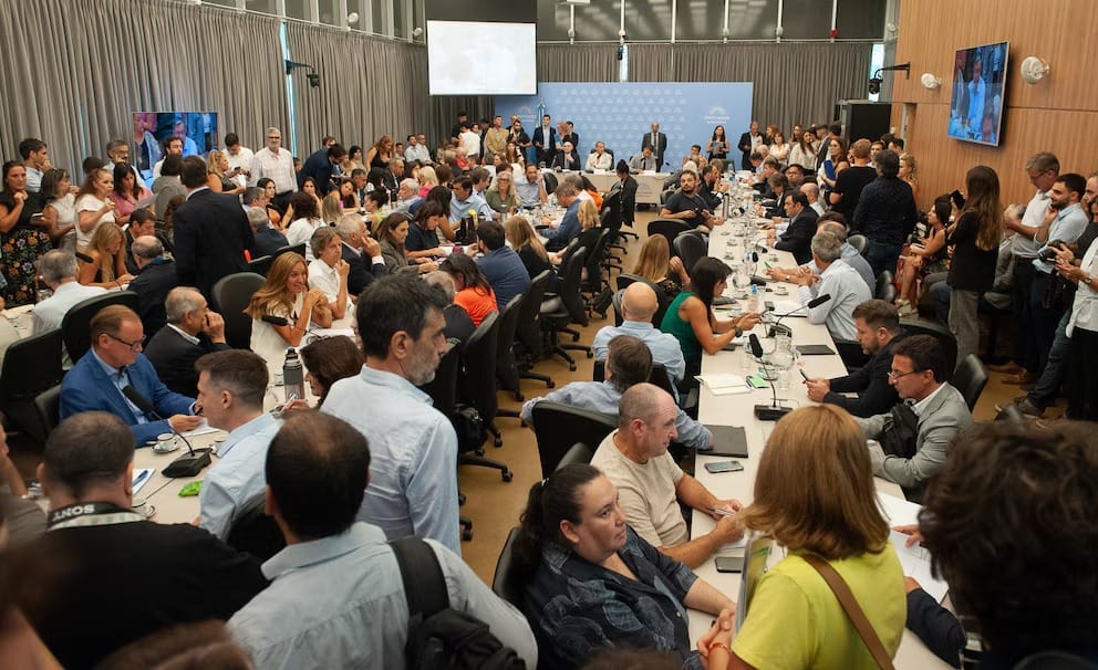 El gobierno consiguió dictamen para la suspensión de las PASO