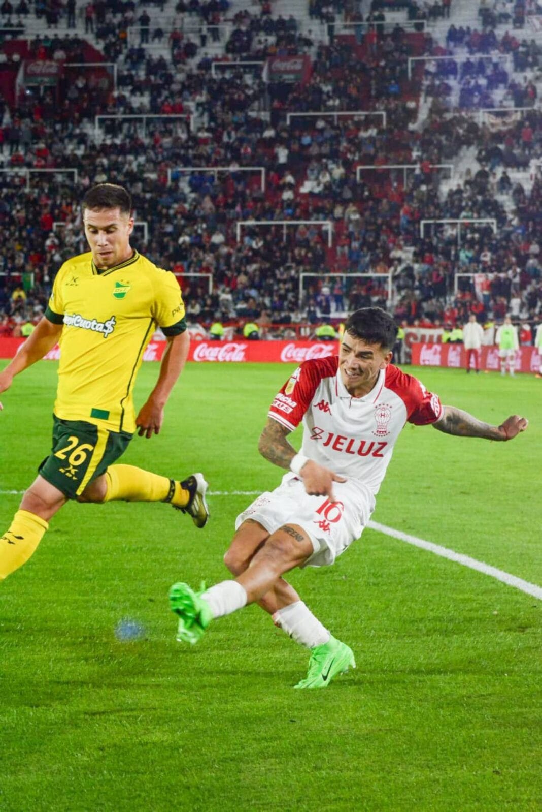 Huracán y Defensa empataron en un partido que tuvo de todo