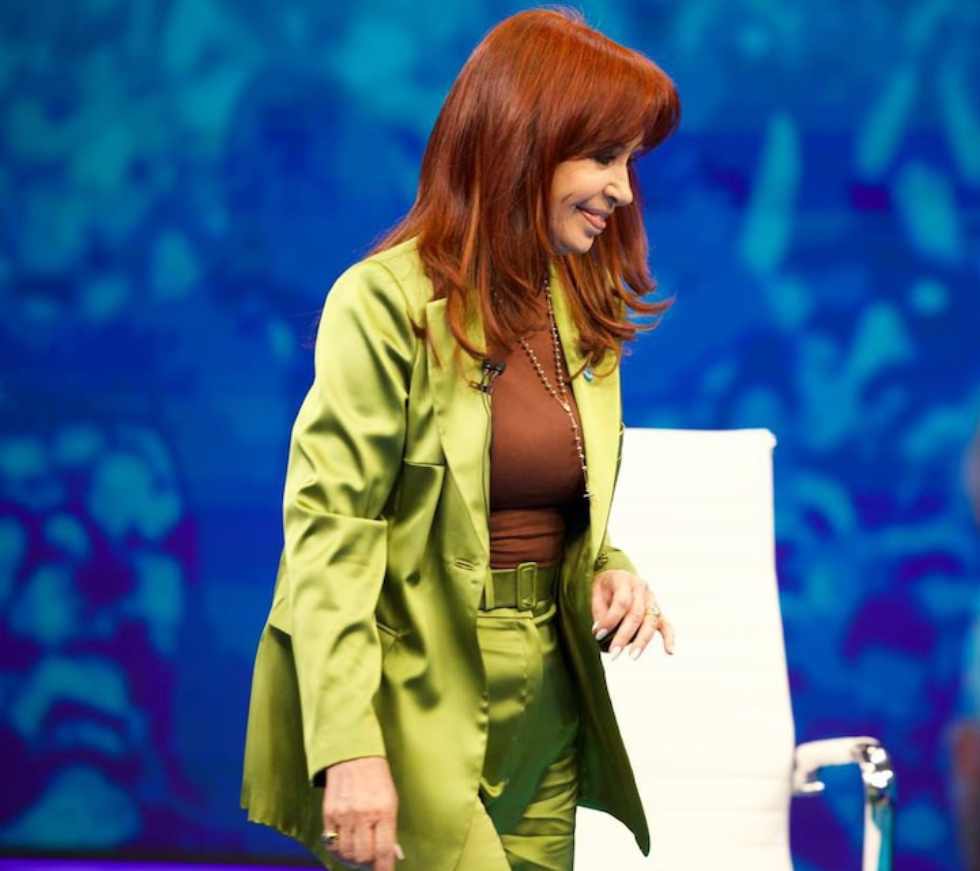 CFK: “Voy a ser candidata por la tercera sección electoral” cfk
