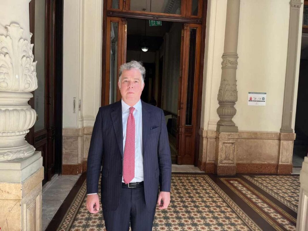 Renunció el Secretario Administrativo del Senado emilio-viramonte-olmos