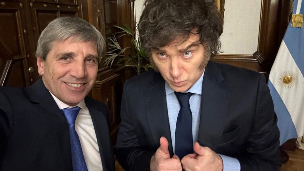 El Gobierno otorgará $400.000 millones en anticipos a 12 provincias para aliviar tensiones financieras javier-milei-y-luis-caputo