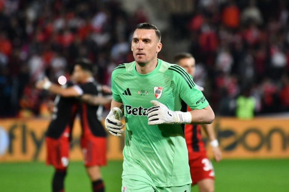 Copa Argentina: El Millonario venció por penales a Unión y avanzó a cuartos Armani ca