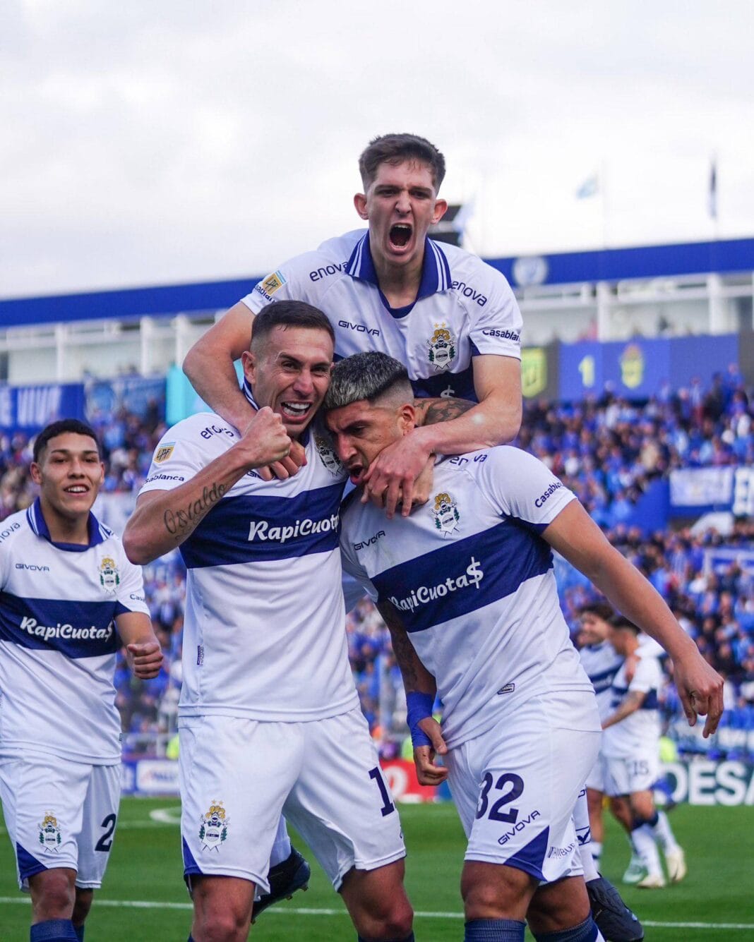 Gimnasia venció a Godoy Cruz de visitante y alcanzó a River en la punta Gimnasia-Godoy
