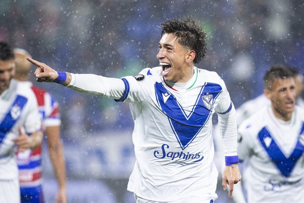 Vélez se impuso a Fortaleza y se metió entre los ocho mejores de la Libertadores Maher ca