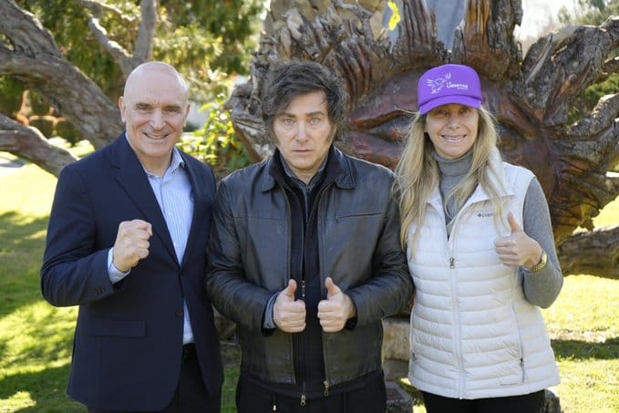 Milei luego de los incidentes en Lomas: “los kukas tira piedras carentes de ideas, recurrieron otra vez a la violencia” Milei esp