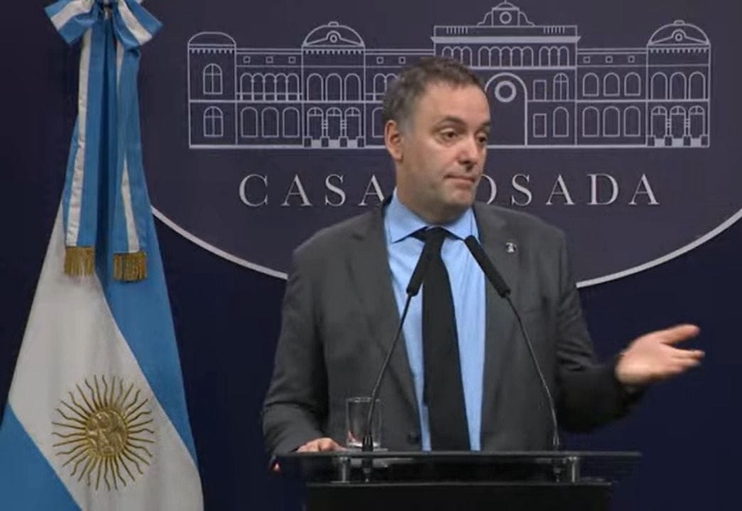 Adorni: “El Congreso eligió la demagogia y puso en riesgo el equilibrio fiscal”