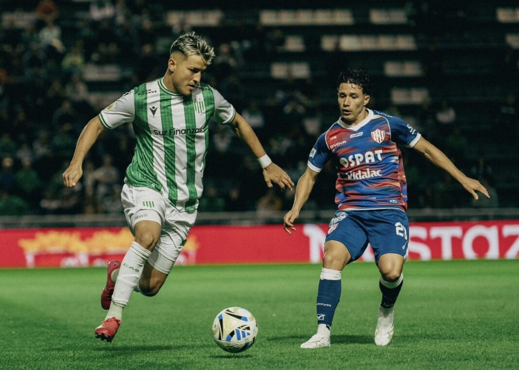 Torneo Clausura: Unión y Banfield igualaron en cero Unio
