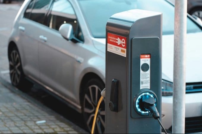 Buenos Aires lanza plan para ampliar la red de cargadores eléctricos y modernizar el transporte público cargadores