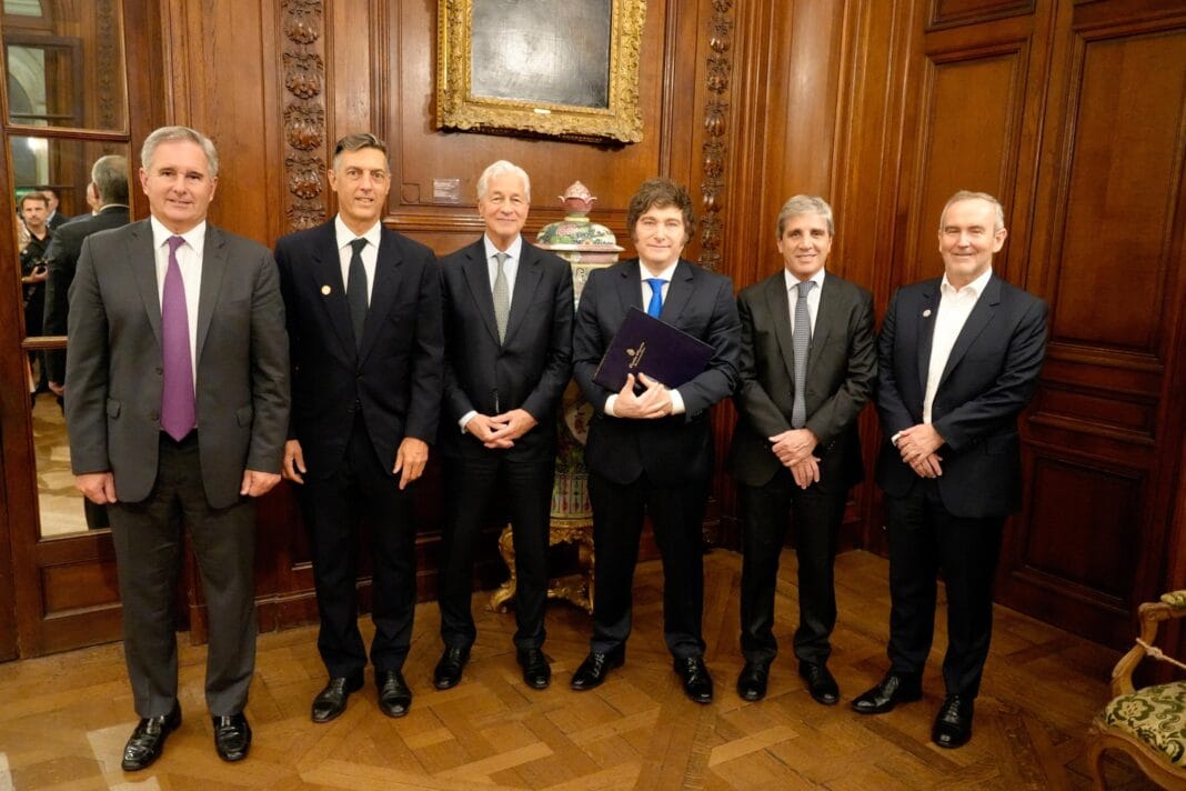 Milei recibió al CEO de JP Morgan en Buenos Aires milei jpmi