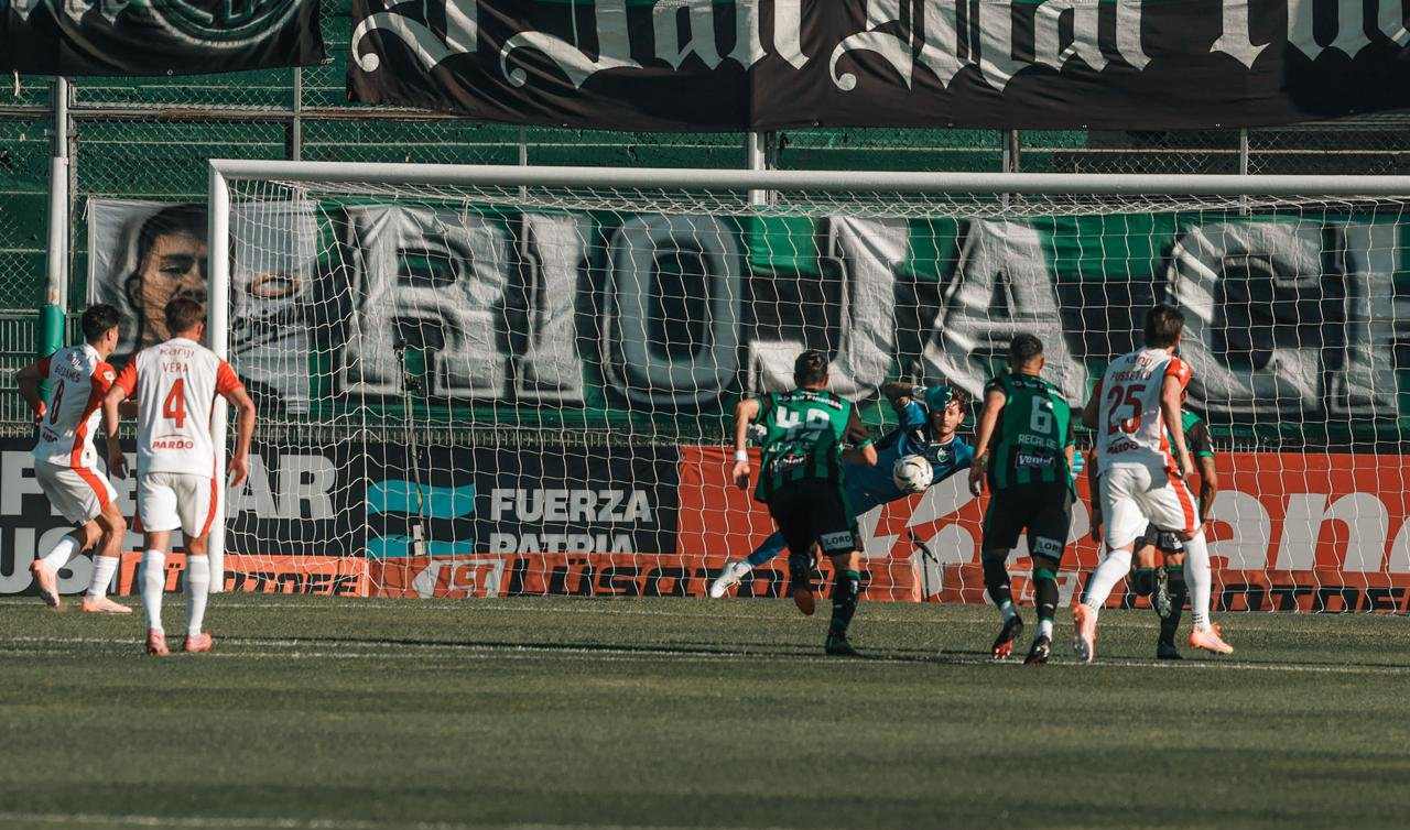 Independiente volvió a perder ante San Martín (SJ) y sigue sin ganar en ...