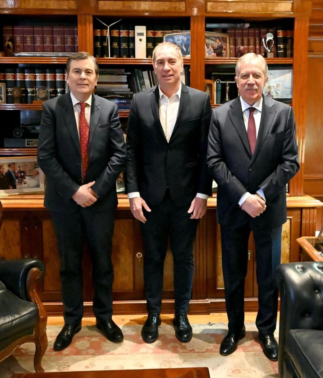 Santilli visitó Santiago del Estero y recibió el respaldo al Presupuesto 2026 Santilli Zamora Elías
