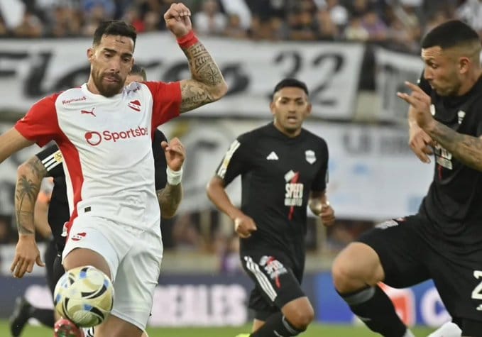 Victoria agónica de Independiente ante Riestra indep