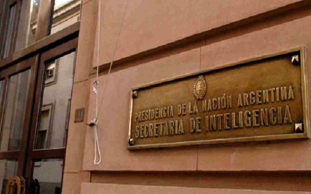 Argentina renueva su Política de Inteligencia Nacional: nuevas prioridades side