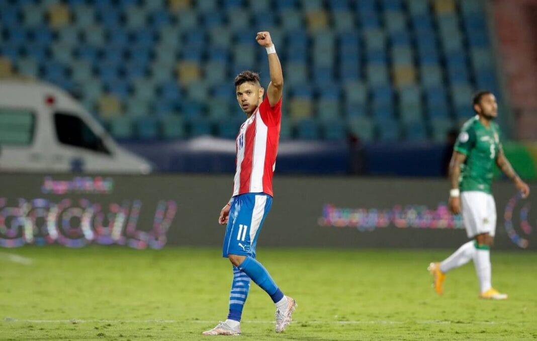 Boca se quedó sin Hinestroza pero va por un ex San Lorenzo: ¿de quién se trata? Romero-Boca