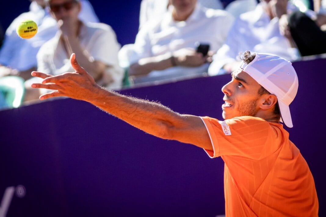 Cerúndolo impuso jerarquía ante Etcheverry y se metió en la final del Argentina Open Fran semi