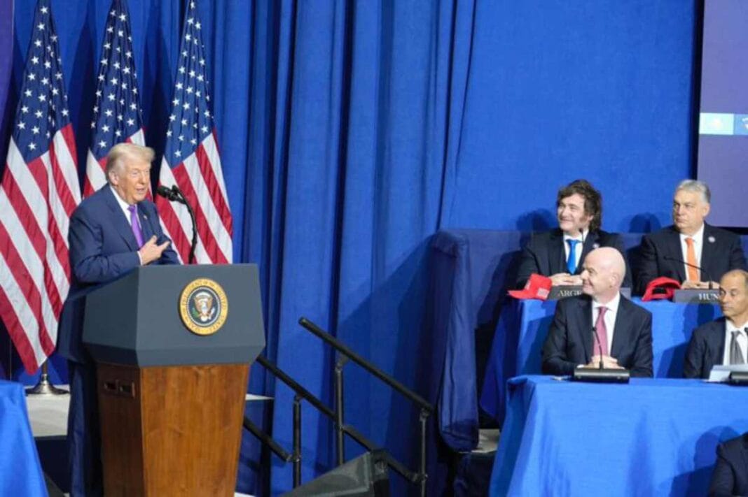 Milei confirmó que Argentina aportará Cascos Blancos al Consejo de Paz Milei Trump