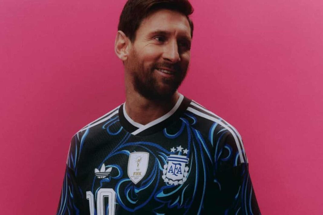 Adidas presentó la camiseta alternativa de la Selección para el Mundial adidas