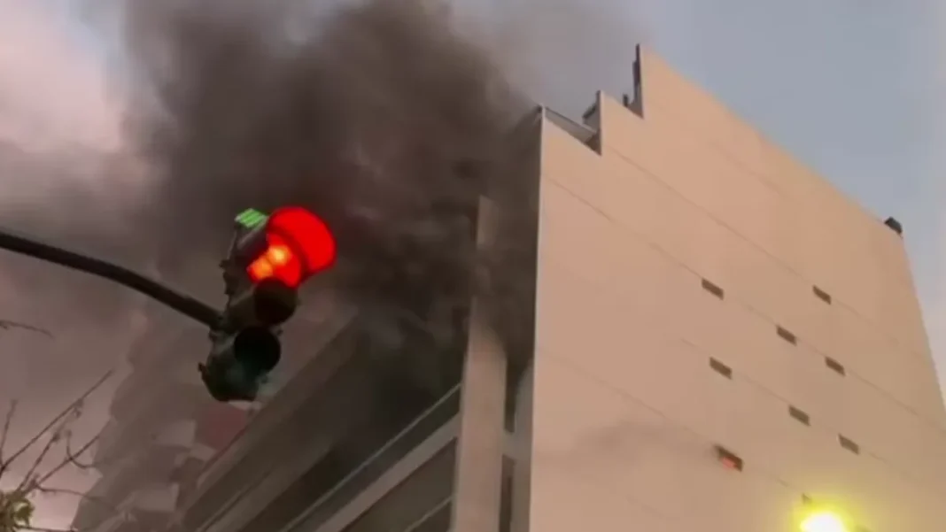 Fuerte incendio en Belgrano Fuerte incendio en Belgrano
