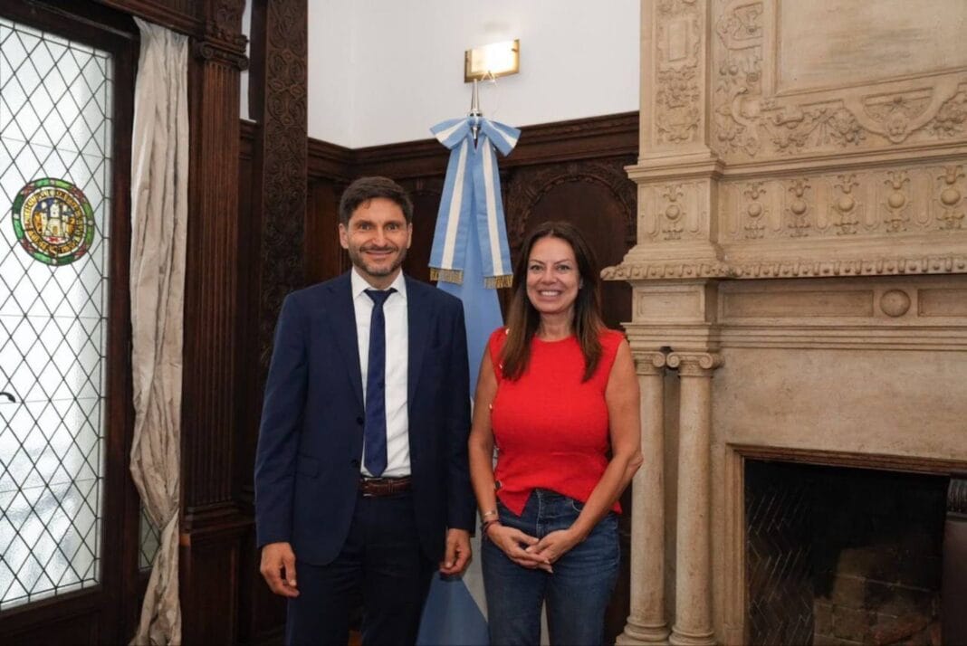 Pettovello y Pullaro firmaron un acuerdo para fortalecer el sistema provisional de Santa Fe Pettovello-Pullaro