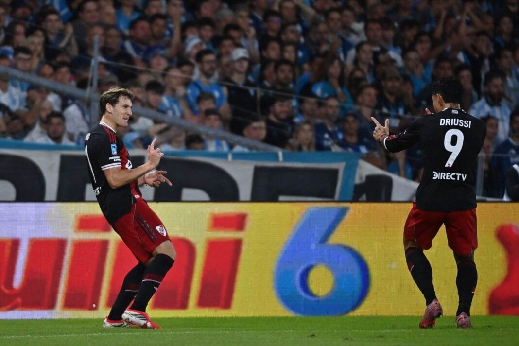 El equipo de Coudet ganó y sigue de racha en el Torneo Apertura driussi