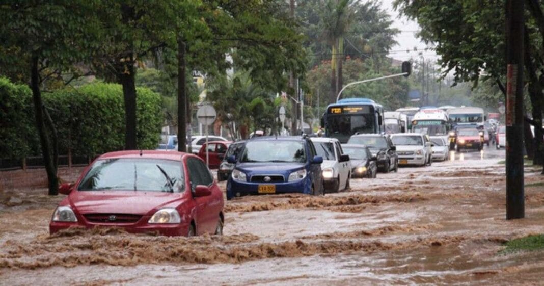 Temporal en el AMBA: inundaciones, caos en el tránsito y miles de usuarios sin luz inundaciones