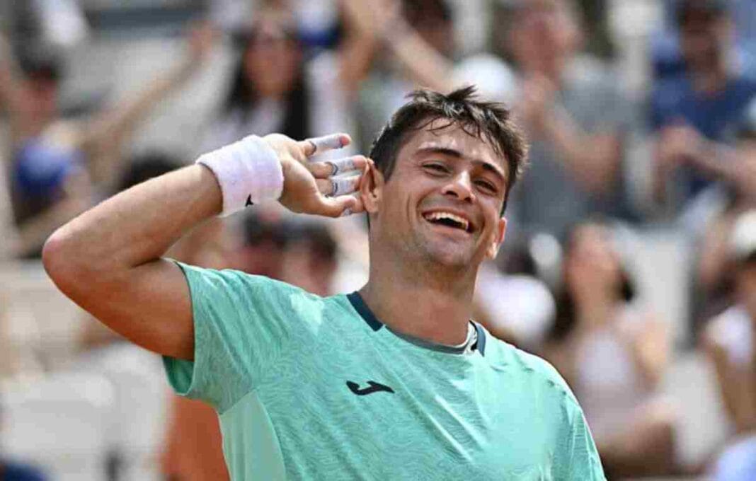 Navone hizo historia en Roma: logró su primer triunfo ante un Top 10 Nave (1)