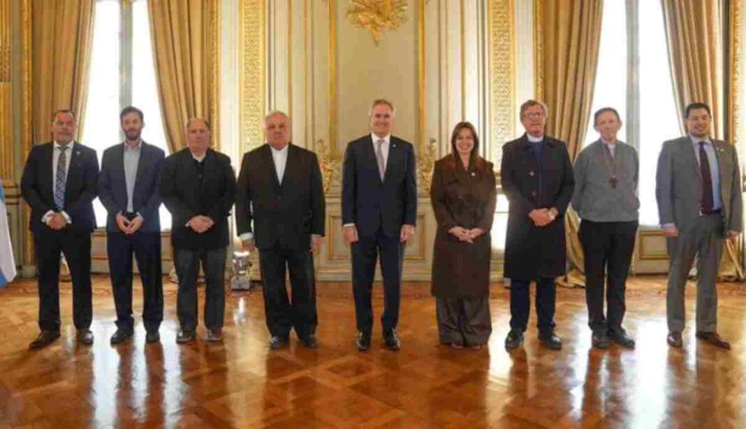 El Gobierno busca bajar la tensión con la Iglesia antes del Tedeum del 25 de Mayo y crecen las versiones sobre una visita del papa León XIV cea