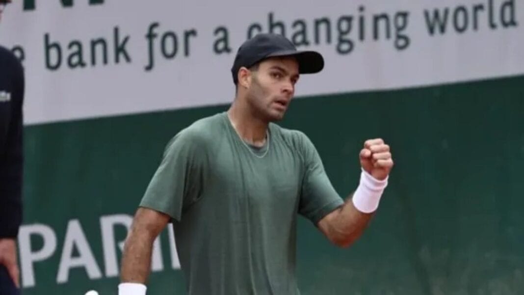 Díaz Acosta avanza en Roland Garros Díaz Acosta avanza en Roland Garros