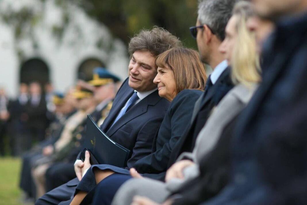 Sin paz: Bullrich ofreció su renuncia como jefa de bloque de senadores de LLA pero Milei la rechazó Bullrich-Milei