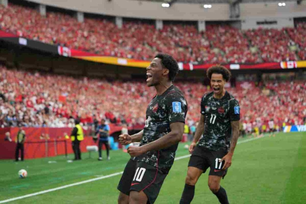 Canadá consiguió su primer triunfo en los mundiales con una goleada histórica David