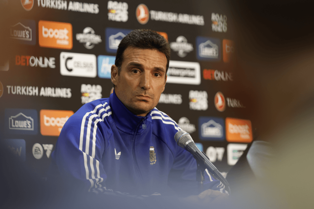 Argentina debuta ante Argelia en el Mundial: ¿Sorprende Scaloni? Argentina debuta ante Argelia en el Mundial: ¿Sorprende Scaloni?