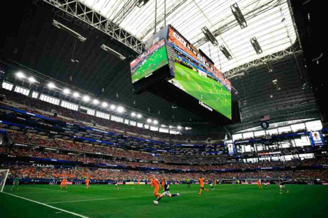 Países Bajos y Japón protagonizaron un partidazo y empataron 2-2 sobre el final japon
