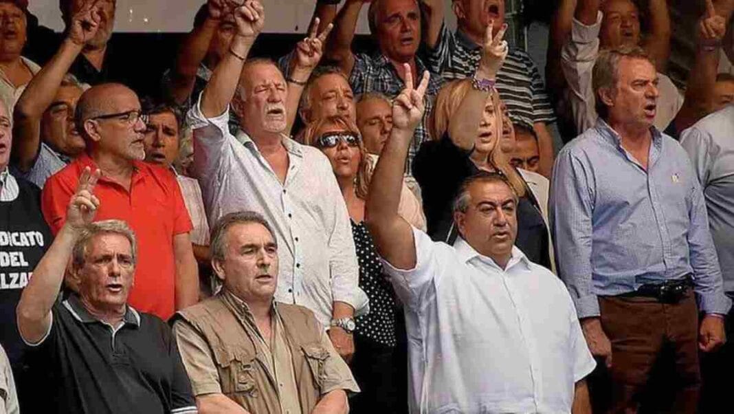 Reforma laboral: el Gobierno cambió el cálculo de los aportes sindicales y excluyó bonos, horas extras y aguinaldo Aportes