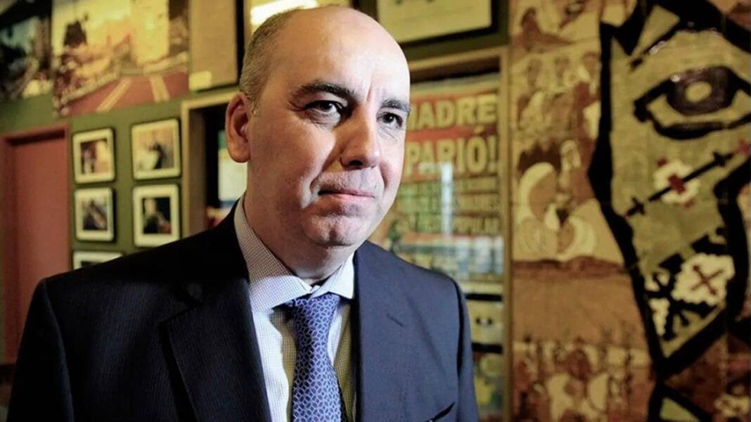 Martínez-de-Giorgi