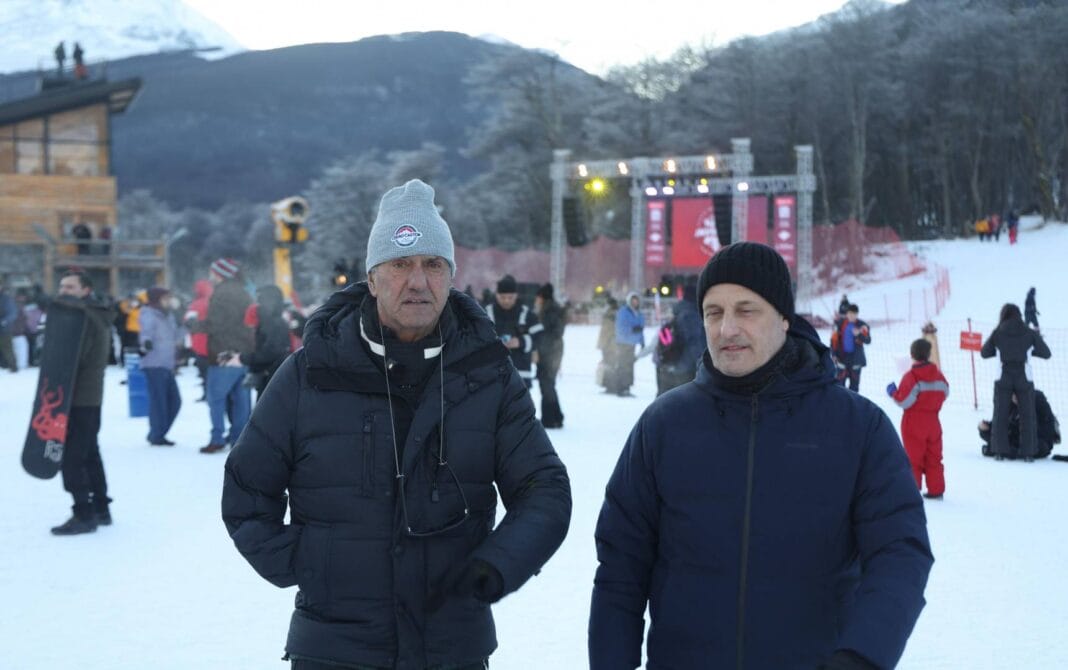 Scioli inauguró la temporada de invierno en Ushuaia y espera un repunte del sector Scioli-Temporada