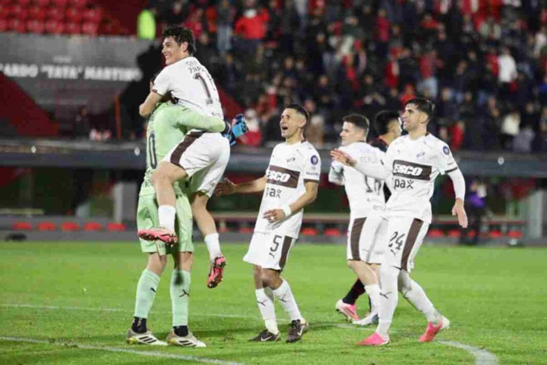 Platense imparable. Le ganó a Instituto y avanza en la Copa Argentina Calamar