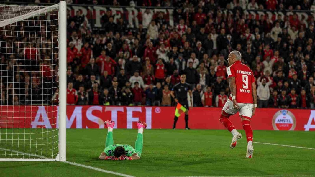 River quedó eliminado ante Independiente Santa Fe en una histórica definición por penales Fagundez
