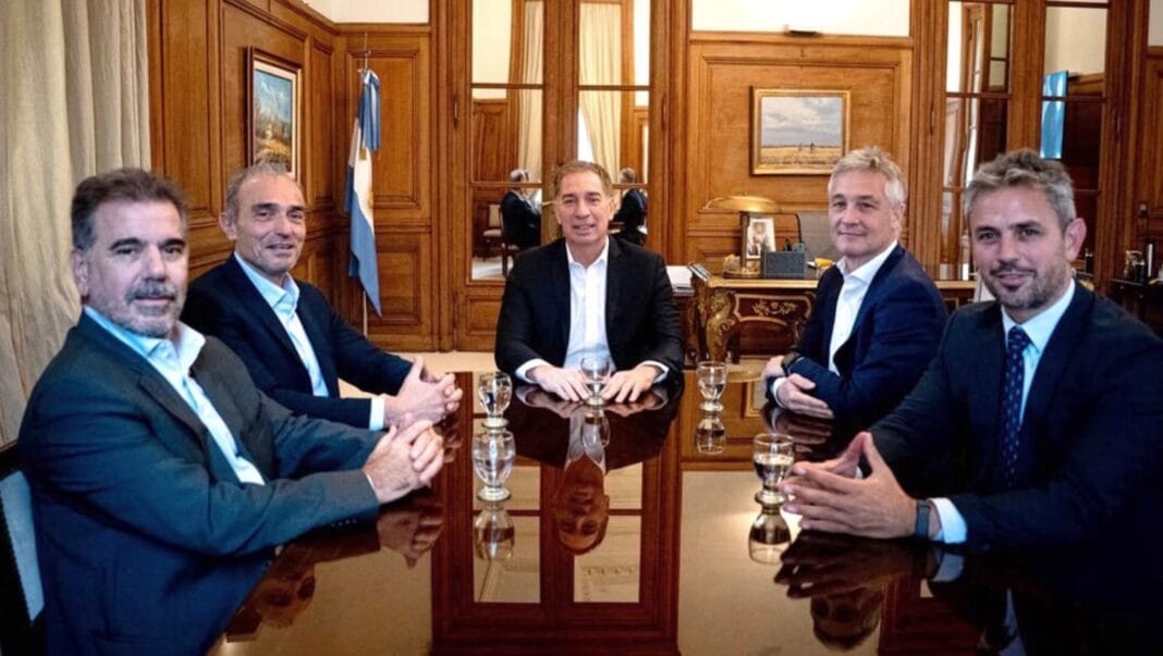 Mesa política PRO-LLA: primer paso con la mirada en 2027. Mesa política PRO-LLA: primer paso con la mirada en 2027.