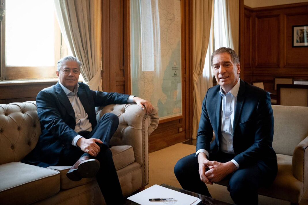 Santilli se reunió con el gobernador de Neuquén, Rolando Figueroa Santilli se reunió con el gobernador de Neuquén, Rolando Figueroa