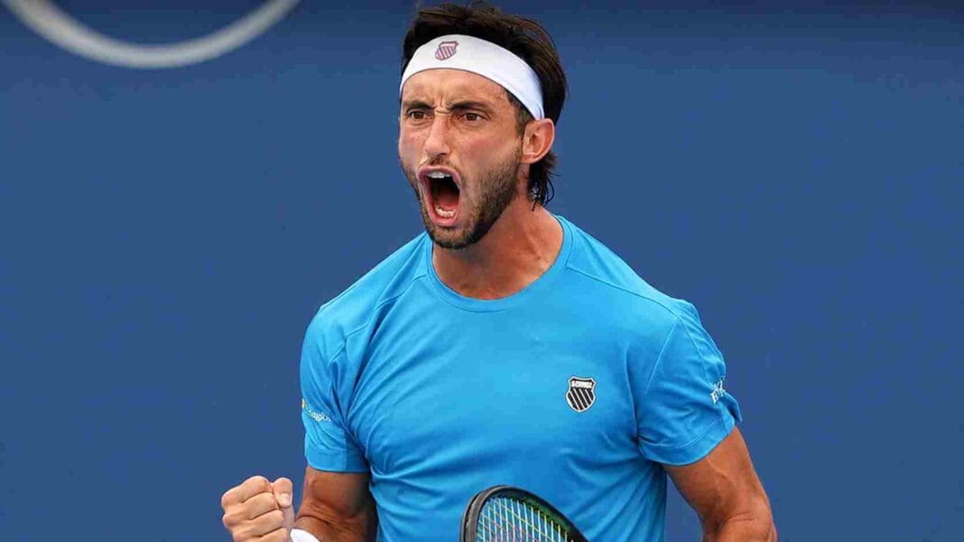 Thiago Tirante venció a Jakub Mensik y avanzó a cuartos del Masters 1000 de Cincinnati Tirante