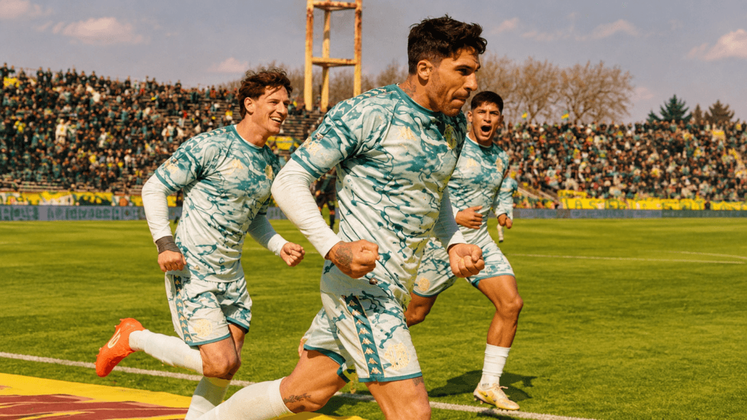 Aldosivi volvió a sonreír: goleó a Banfield 3-1 y renovó su ilusión de seguir en Primera Aldosivi volvió a sonreír: goleó a Banfield 3-1 y renovó su ilusión de seguir en Primera