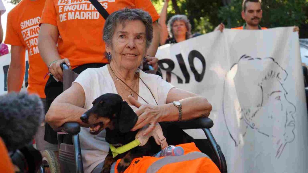 Murió Maricarmen Abascal, la mujer de 87 años cuyo desahucio encendió las protestas por la vivienda en España Maricarmen
