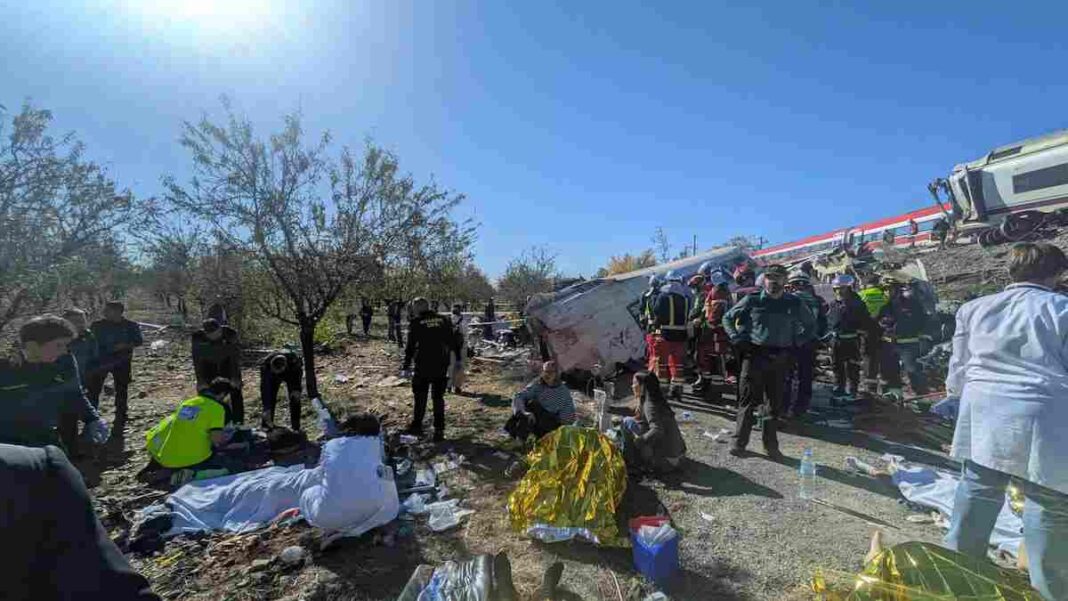 Accidente de trenes en España: al menos 30 muertos y cientos de pasajeros afectados URDA